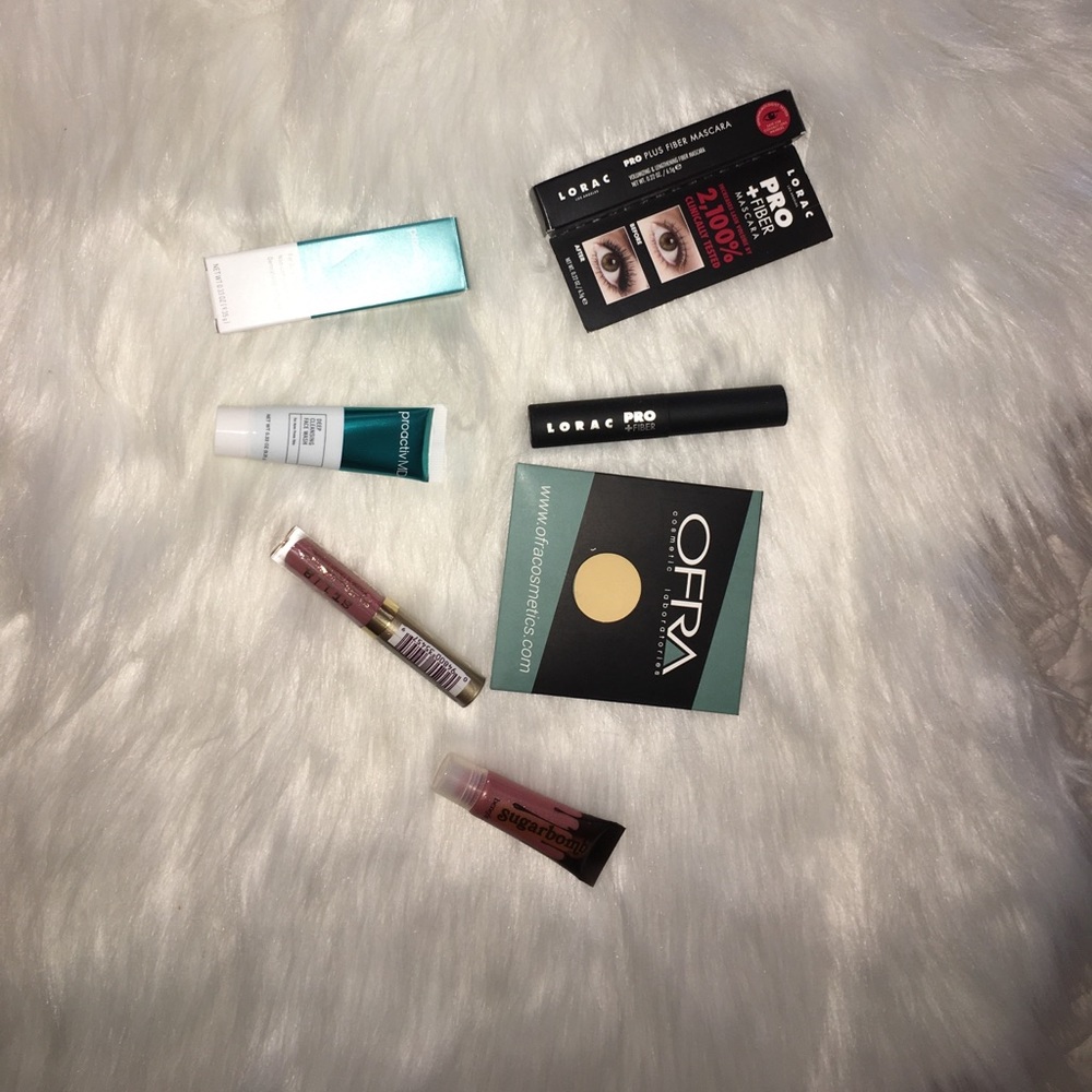 Mini make up bundle